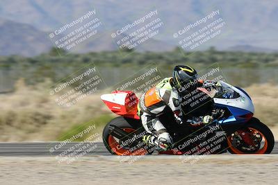 media/Dec-04-2025-Racers Edge (Thu) [[5ebc9f124d]]/3-B Group/5-Session 2 Turn 2 inside Speed Pans/